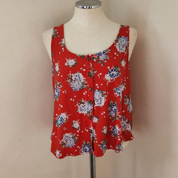 No Comment Tops - No Comment Red Floral Button Front Tank Top‎ Crochet Lace Back Women's Medium